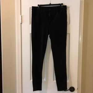 Women’s AE Size 16 Next Level Stretch Jeggings